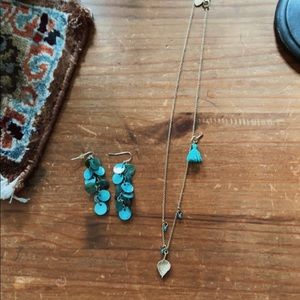 VINTAGE earring and necklace set